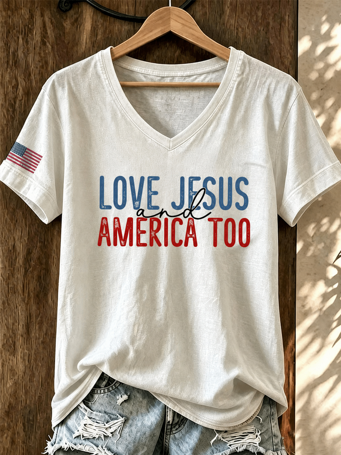 Women'S Loves Jesus And America Too Printed T-Shirt