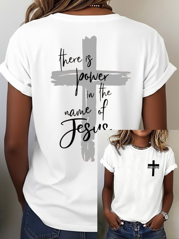 Women'S There Is Power In The Name Of Jesus T-Shirt