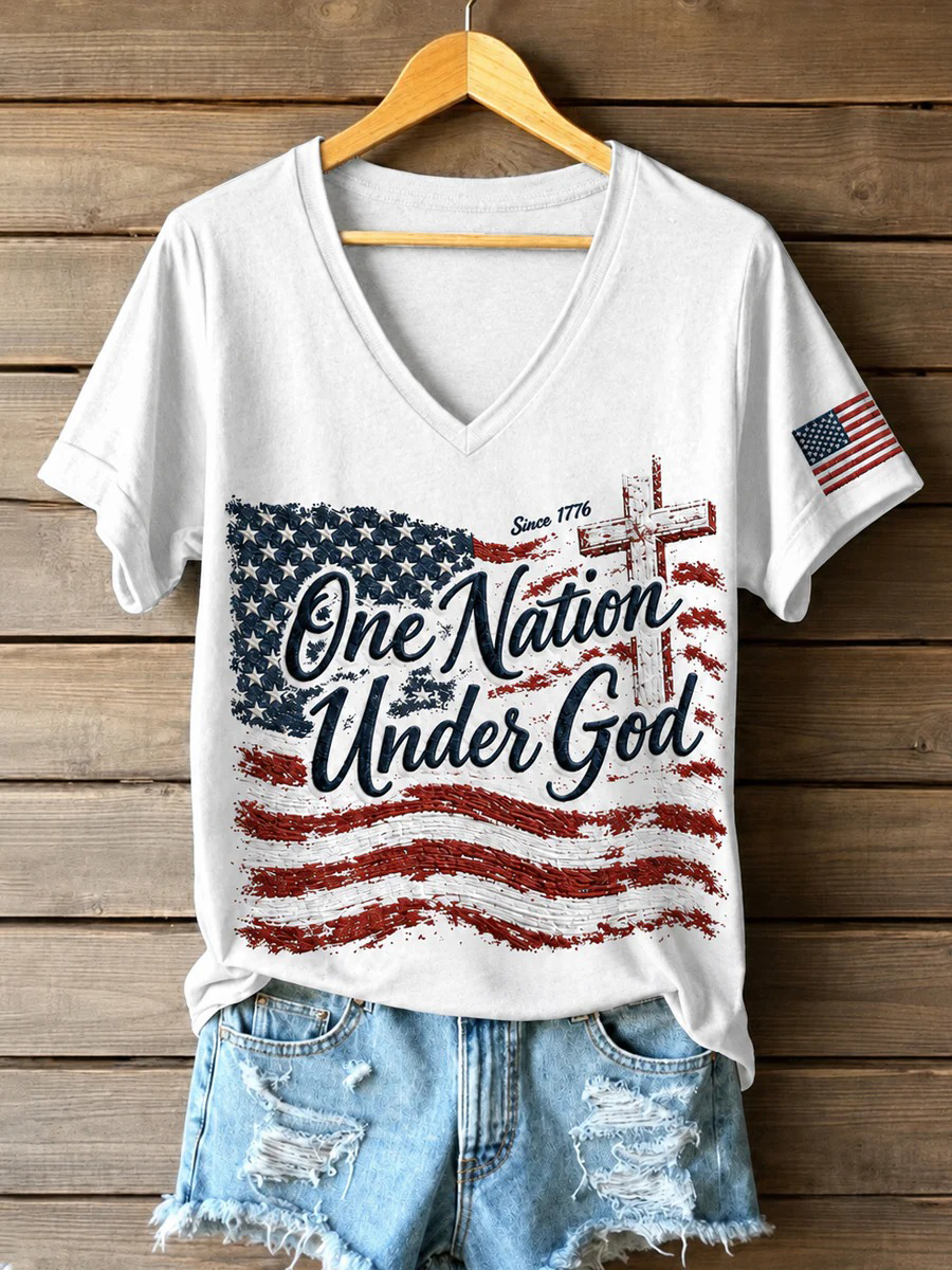 A Women'S Casual Short Sleeved T-Shirt With The American 250Th Anniversary Logo Printed On It.